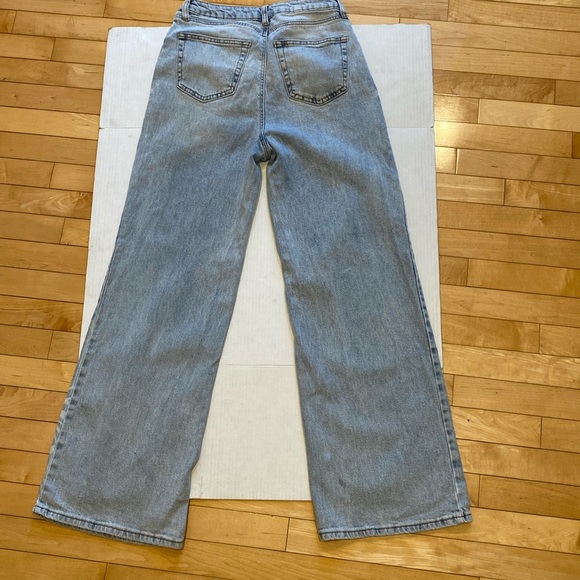 TINSELTOWN Light Washed Blue Denim Butterfly Pront Flare Jeans Size 7 - Picture 7 of 12
